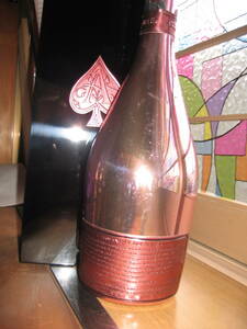 Almand Brignac Rose &amp; Sky Bottle &amp; Cosmetic Box Dedicated to Yamato with a bag.