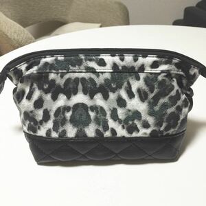 New pouch cosmetics makeup pouch quilting COCO