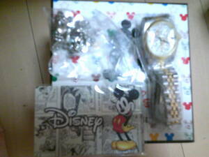 Limited edition of 1,000 pieces worldwide, Mickey Mouse original watch, white color, natural diamond, single cut 10 stones