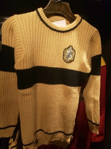 USJ Harry Potter Huffle Puff Knit Sweater Purchase Agency for Purchase