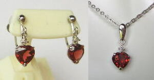 Platinum*Top of garnet with natural diamond and earring set
