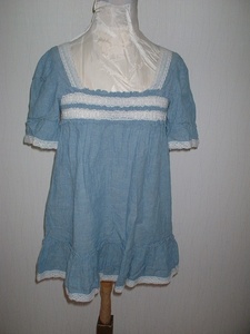 A. Beautiful goods ☆ Immediate buying ♪ LESTROSE light blue lace shirring tunic blouse