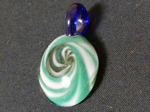 New glass pendant top necklace reggae psychedelic combined use 1