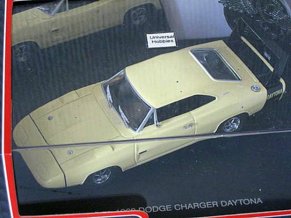 UH ■ DODGE CHARGER DAYTONA 1970 ■ Dodge Charger Daytona 1/43 Not exhibited ■