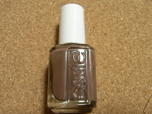 Free shipping ● discontinued ● Essie Essie ● 698 Milk Muffs ● Fall Collection Mocha -style Brown New Last