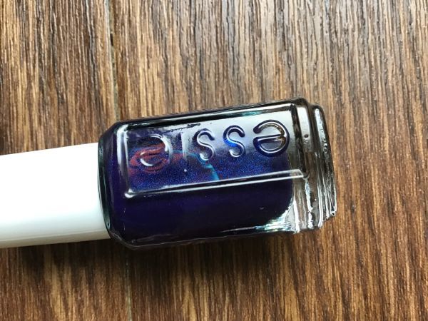Rare new ● ESSIE ● 697 Midnight CAMI 5ml mini size with compensation anonymous shipment Essie discontinued